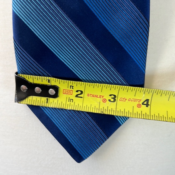 Nicole Miller Silk Wide Blue Stripe Mens Necktie Neck Tie 4x59 - Picture 8 of 15